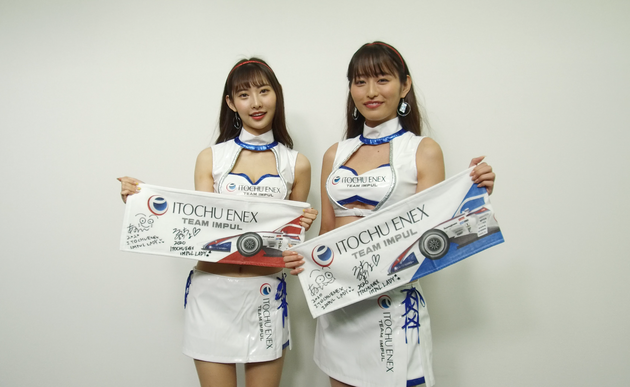 【19号車】ITOCHU ENEX IMPUL LADY 天野ちよさん、あのんさんのサイン入りマフラータオルを抽選でプレゼント