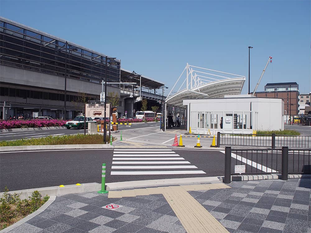 京都駅八条口観光バス乗降所＜アバンティ前駐車場＞ 案内写真4