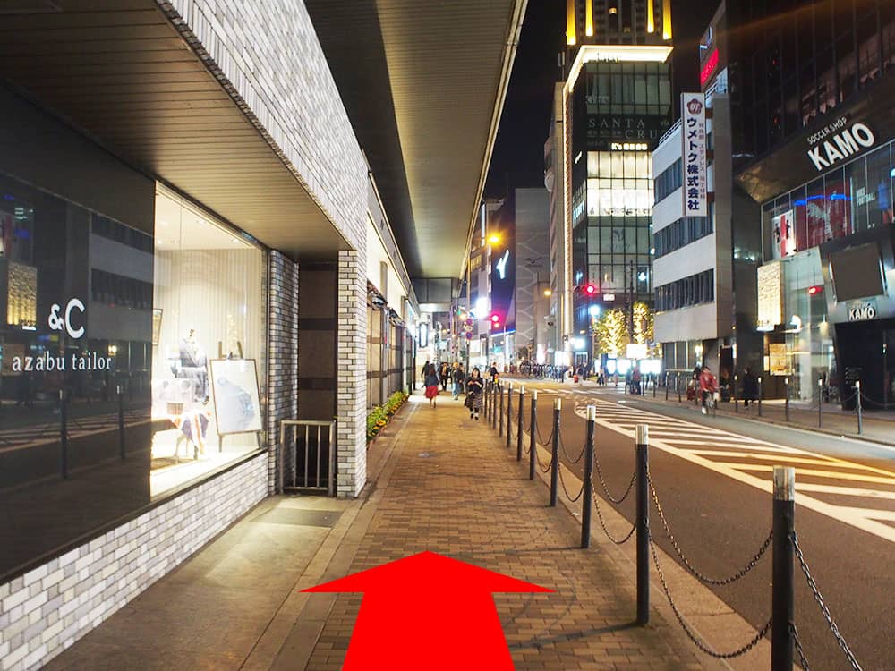 阪急梅田駅からプラザモータープール＜大阪梅田＞まで　案内写真6